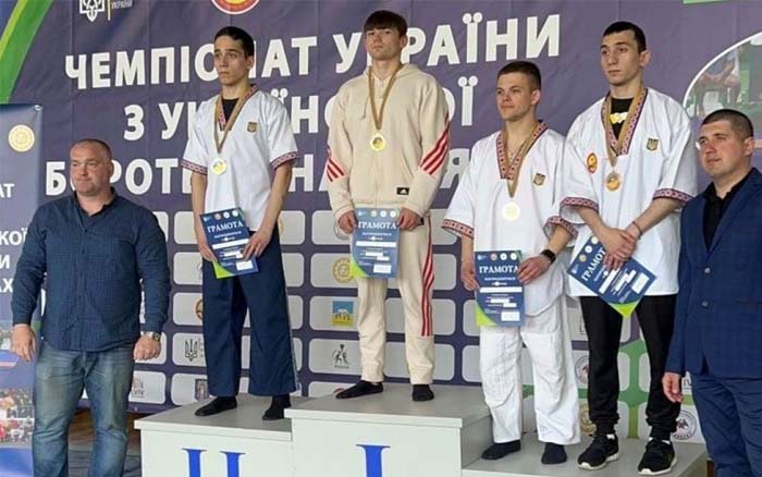 Спортсмен зі Збаража став чемпіоном України з боротьби