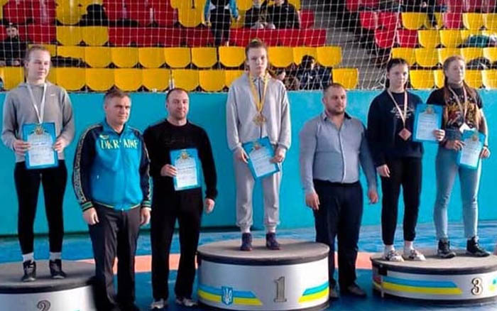 Тернопільська спортсменка Катерина Кондратенко стала чемпіонкою України з вільної боротьби