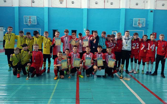 Дві команди з футбольної академії розіграли звання футзального чемпіона Тернопільщини серед юнаків