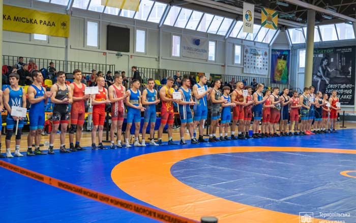 У Тернополі стартував ХХІV Всеукраїнський турнір з вільної боротьби серед чоловіків "Тернове поле"
