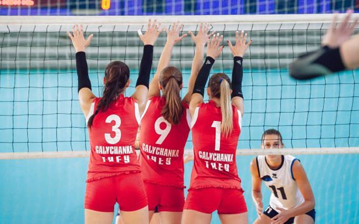 "Галичанка" розпочала боротьбу за вихід до фіналу Кубка України з волейболу