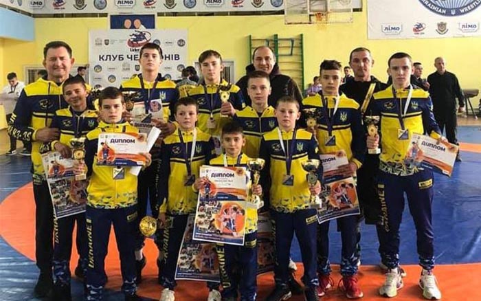 11 спортсменів з Тернопільщини завоювали призові місця на Всеукраїнському турнірі з вільної боротьби