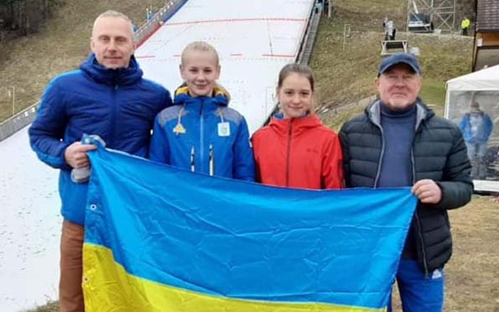 Спортсменки з Тернопілля  взяли участь у етапі Кубка світу зі стрибків на лижах з трампліна в Словенії