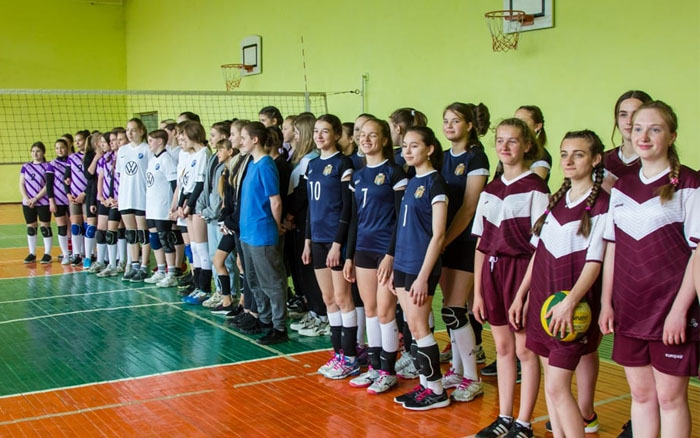 У Чорткові відбувся волейбольний турнір до Міжнародного дня захисту дітей