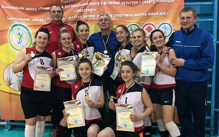 Команда Тернопільського "Інваспорту" виграла чемпіонат Рівненської області з волейболу 