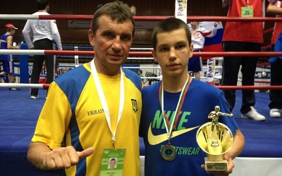 Віктор Петров — чемпіон Європи з боксу