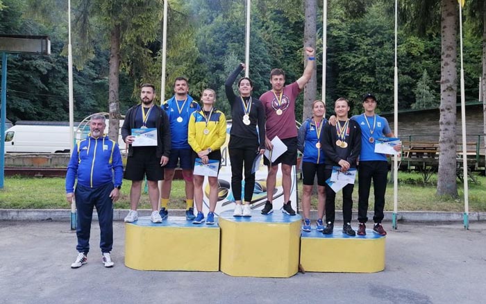 Чемпіонат України з санного спорту на санкороликах серед дорослих та юніорів відбувся у Кременці