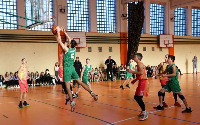 У Ланівцях відбувся відкритий турнір з баскетболу