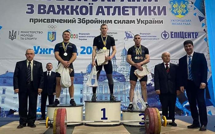 Спортсмен з Хоросткова здобув перше місце на кубку України з важкої атлетики