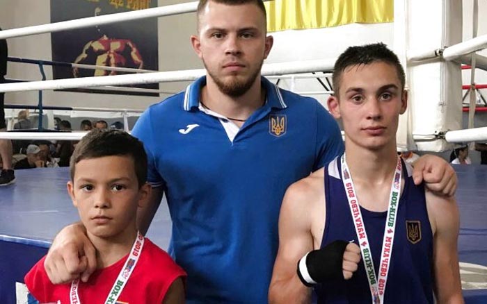 Тернопільські боксери здобули три медалі на Закарпатському турнірі