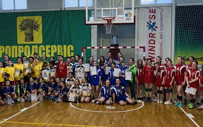 Відкритий чемпіонат з гандболу серед дівчат відбувся у Тернополі