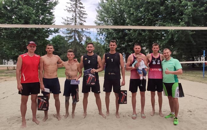 У Тернополі відбувся перший турнір з пляжного волейболу за участі гравців Суперліги