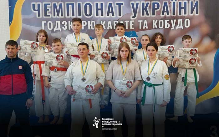 Тернопільські каратисти здобули 22 медалі на Чемпіонаті України